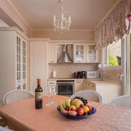 Aegean - F & B Summer Collection فيلة