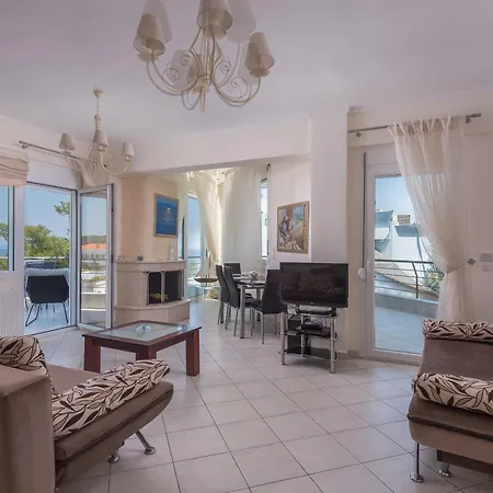 Villa Aegean - F & B Summer Collection